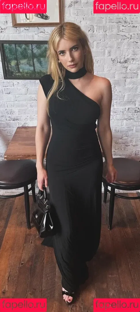 Emma Roberts / emmalee1996 / emmaroberts Onlyfans Photo Gallery 