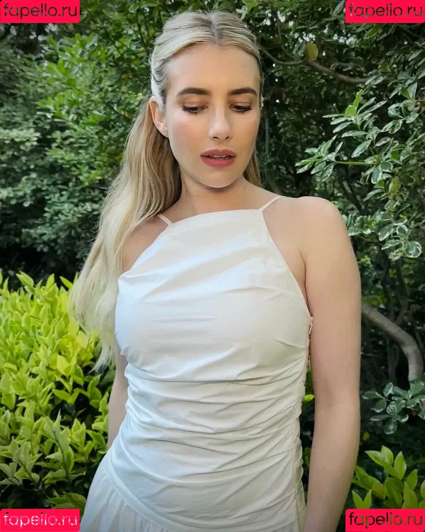 Emma Roberts / emmalee1996 / emmaroberts Onlyfans Photo Gallery 