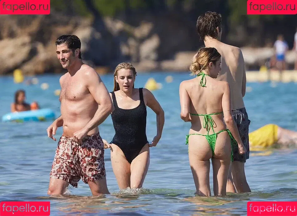 Emma Roberts / emmalee1996 / emmaroberts Onlyfans Photo Gallery 
