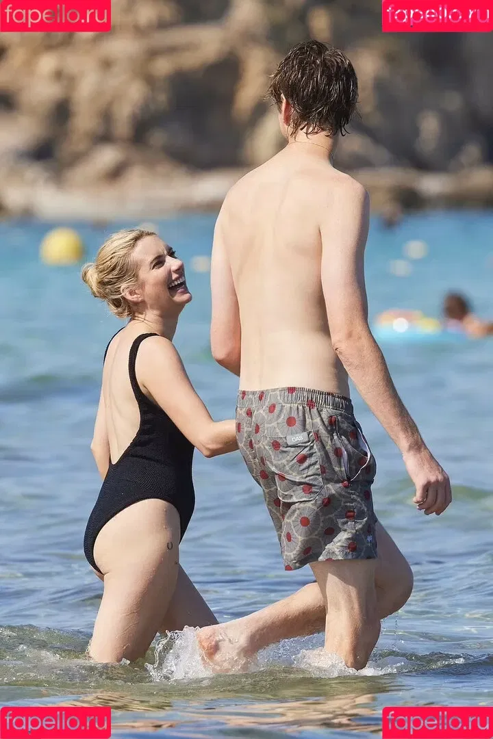 Emma Roberts / emmalee1996 / emmaroberts Onlyfans Photo Gallery 