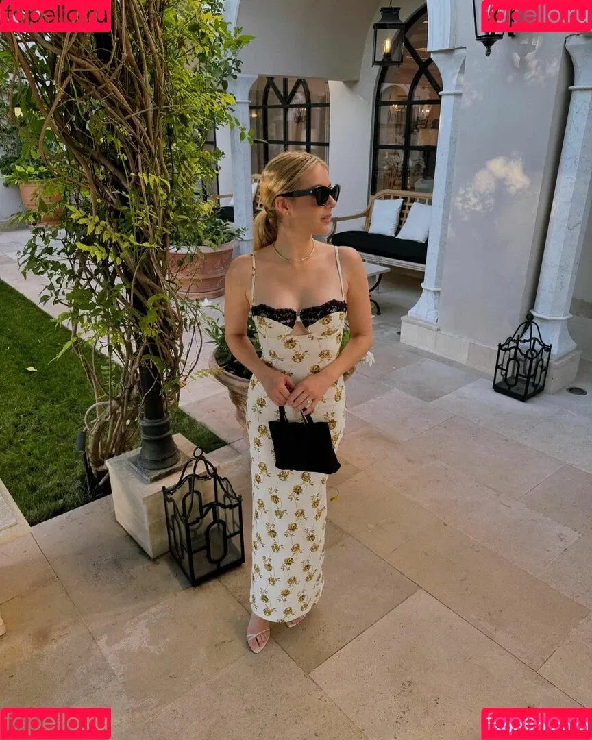 Emma Roberts / emmalee1996 / emmaroberts Onlyfans Photo Gallery 