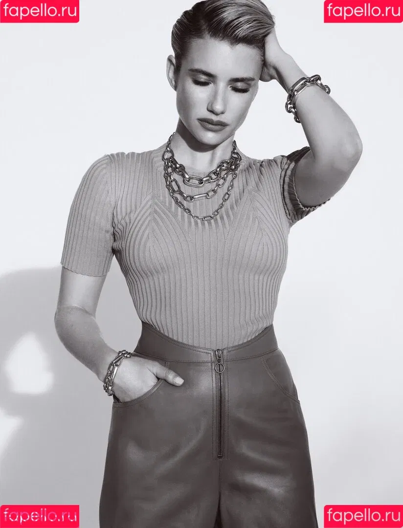 Emma Roberts / emmalee1996 / emmaroberts Onlyfans Photo Gallery 