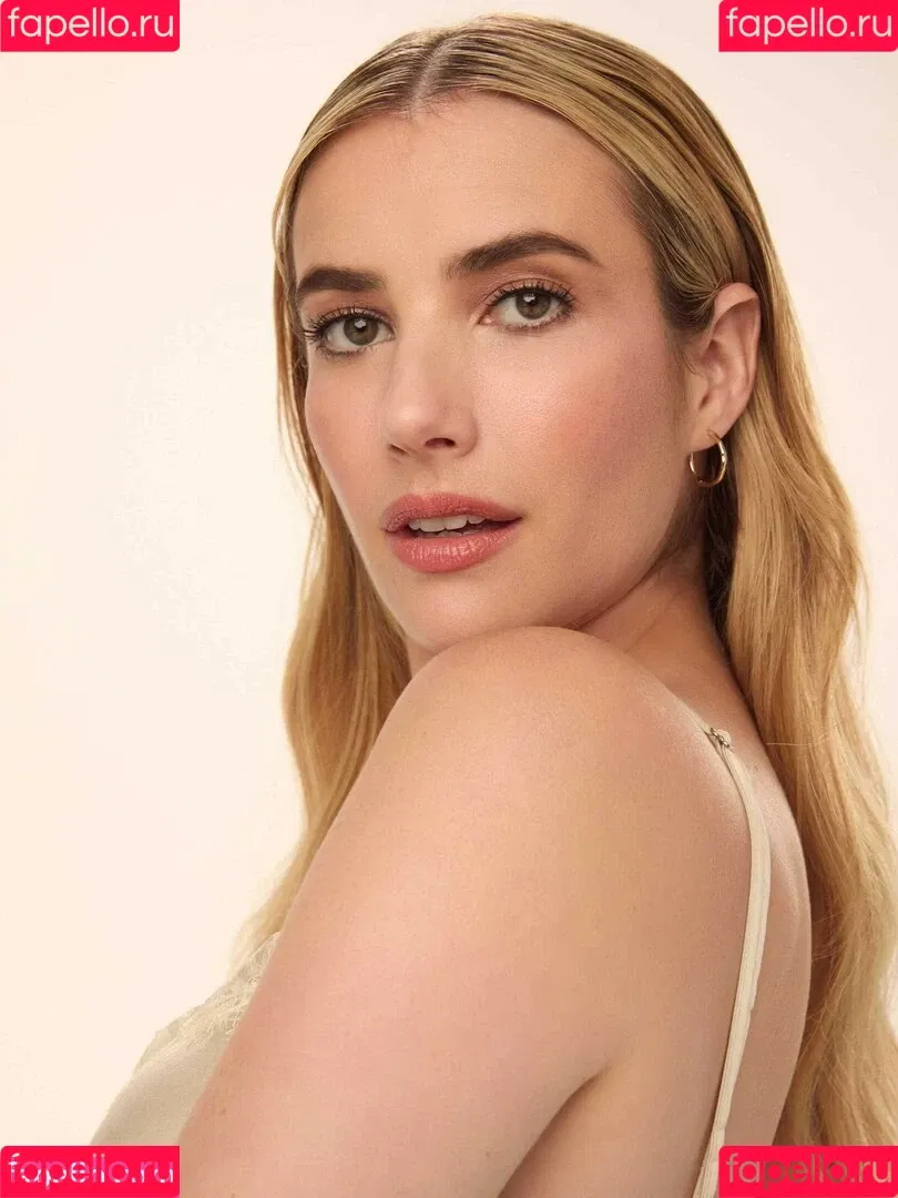 Emma Roberts / emmalee1996 / emmaroberts Onlyfans Photo Gallery 