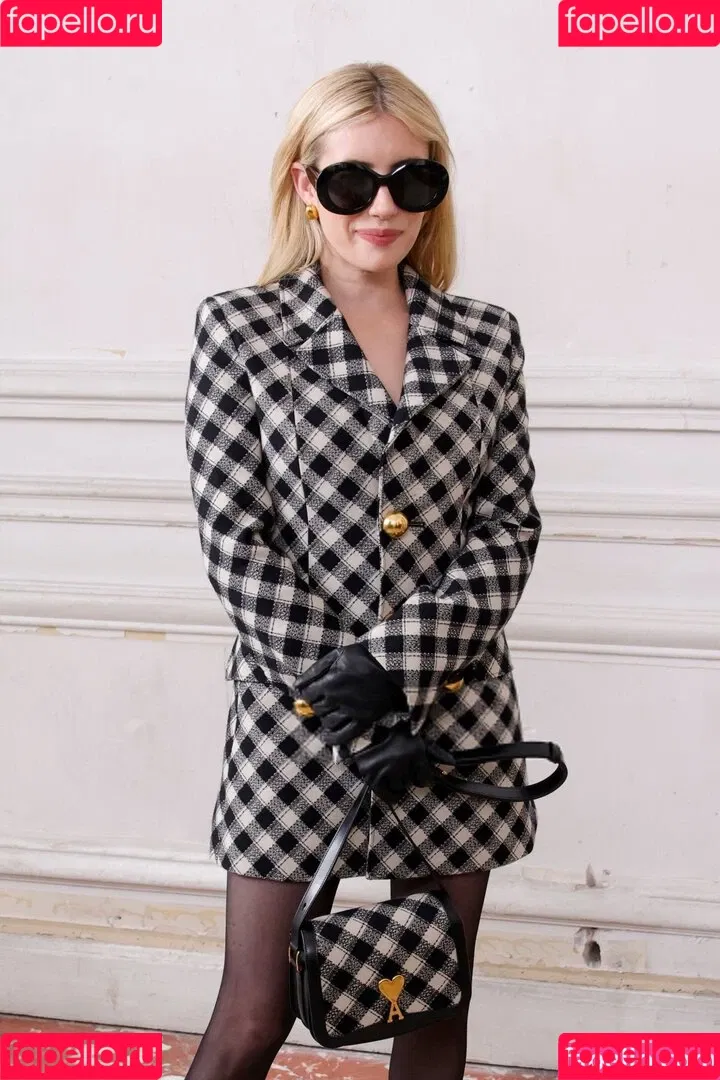 Emma Roberts / emmalee1996 / emmaroberts Onlyfans Photo Gallery 