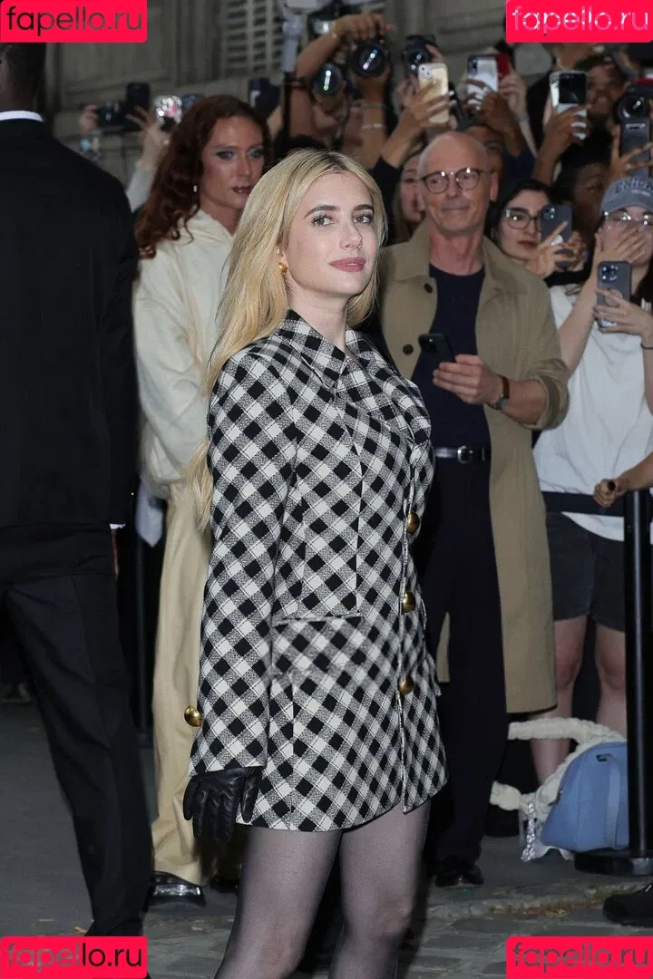 Emma Roberts / emmalee1996 / emmaroberts Onlyfans Photo Gallery 