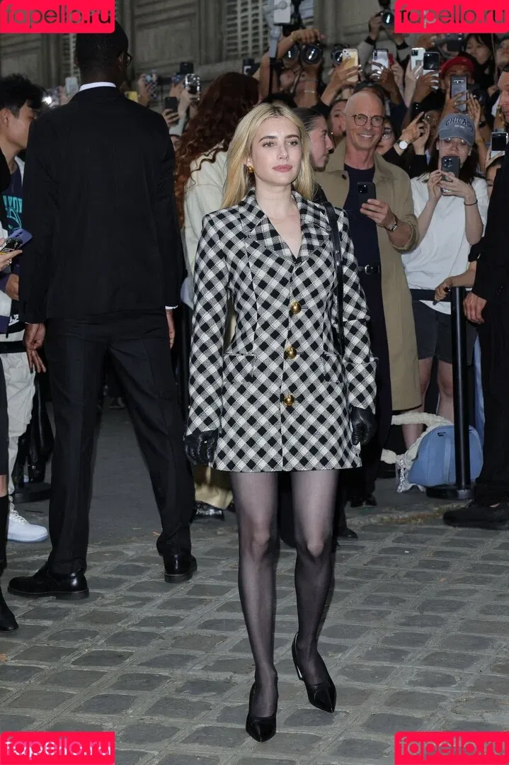 Emma Roberts / emmalee1996 / emmaroberts Onlyfans Photo Gallery 