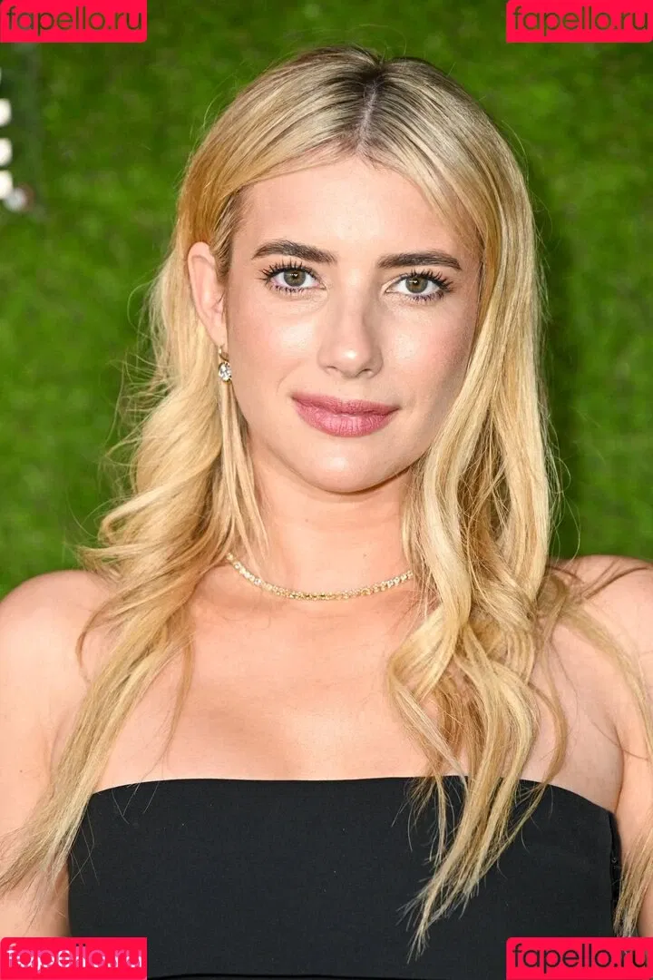 Emma Roberts / emmalee1996 / emmaroberts Onlyfans Photo Gallery 