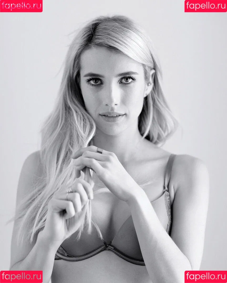 Emma Roberts / emmalee1996 / emmaroberts Onlyfans Photo Gallery 