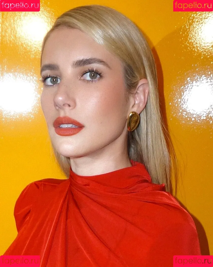 Emma Roberts / emmalee1996 / emmaroberts Onlyfans Photo Gallery 