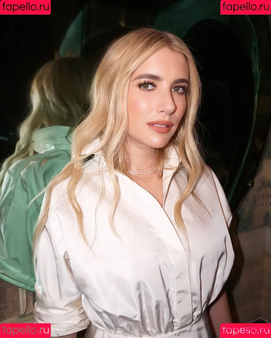 Emma Roberts / emmalee1996 / emmaroberts Onlyfans Photo Gallery 
