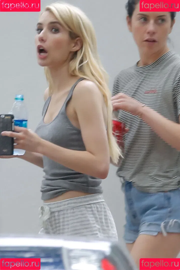 Emma Roberts / emmalee1996 / emmaroberts Onlyfans Photo Gallery 