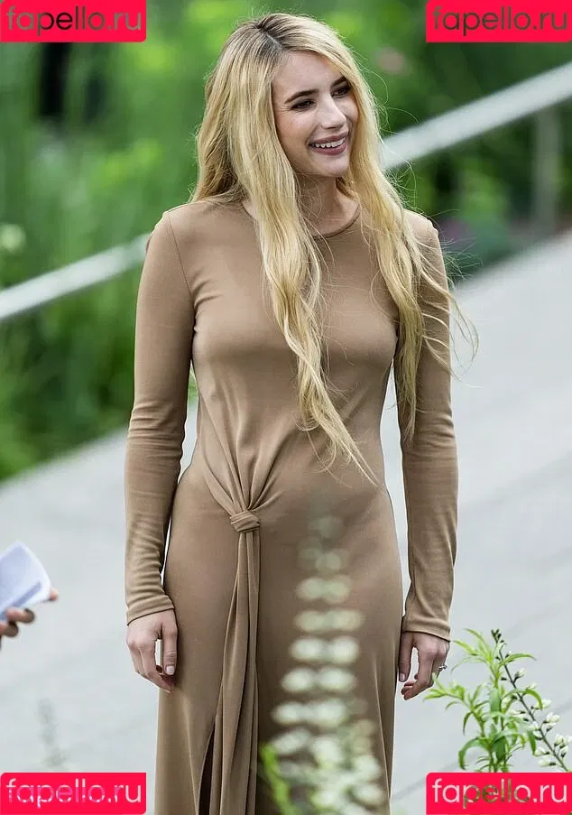 Emma Roberts / emmalee1996 / emmaroberts Onlyfans Photo Gallery 