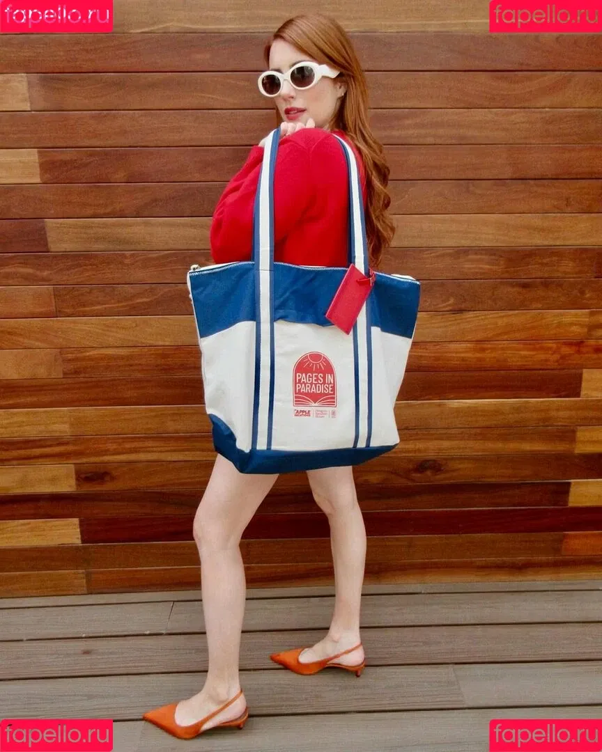 Emma Roberts / emmalee1996 / emmaroberts Onlyfans Photo Gallery 