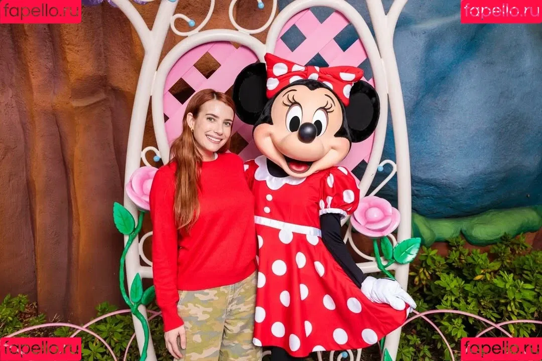 Emma Roberts / emmalee1996 / emmaroberts Onlyfans Photo Gallery 