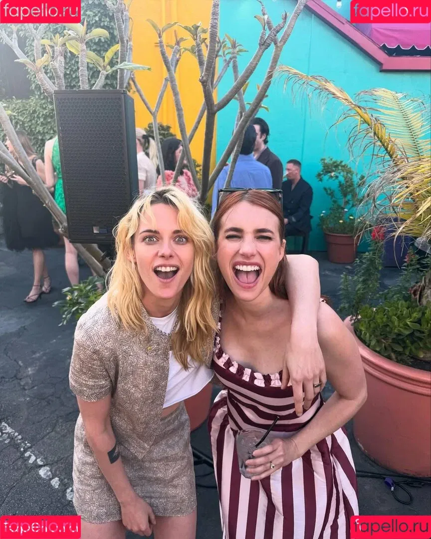 Emma Roberts / emmalee1996 / emmaroberts Onlyfans Photo Gallery 