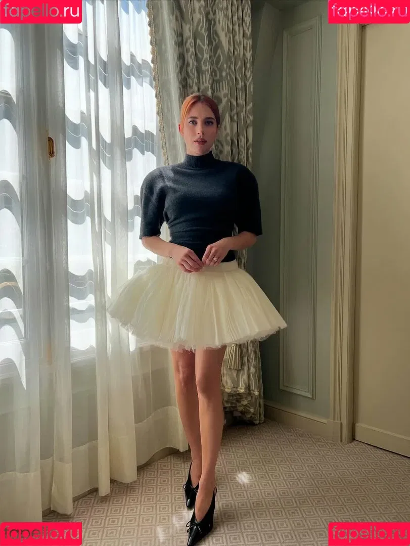 Emma Roberts / emmalee1996 / emmaroberts Onlyfans Photo Gallery 