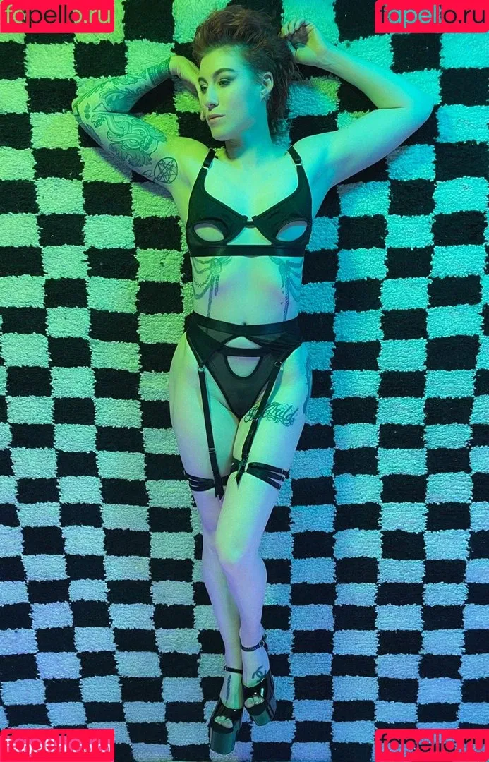 CBG19 / Comic Book Girl 19 / DanikaXIX Onlyfans Photo Gallery 