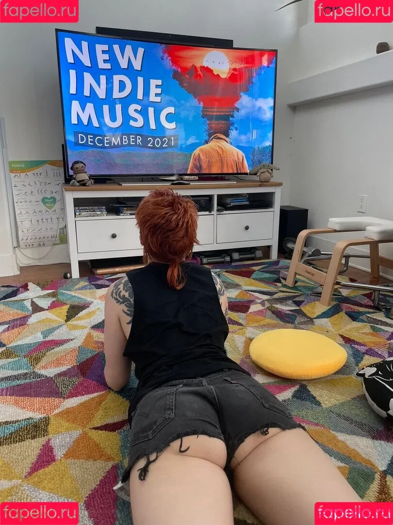 CBG19 / Comic Book Girl 19 / DanikaXIX Onlyfans Photo Gallery 