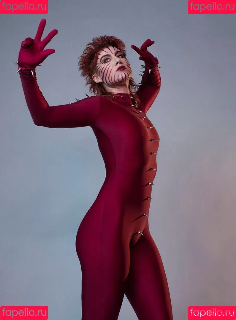 CBG19 / Comic Book Girl 19 / DanikaXIX Onlyfans Photo Gallery 