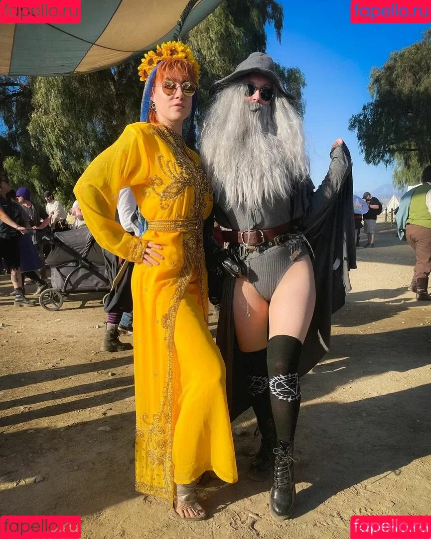 CBG19 / Comic Book Girl 19 / DanikaXIX Onlyfans Photo Gallery 