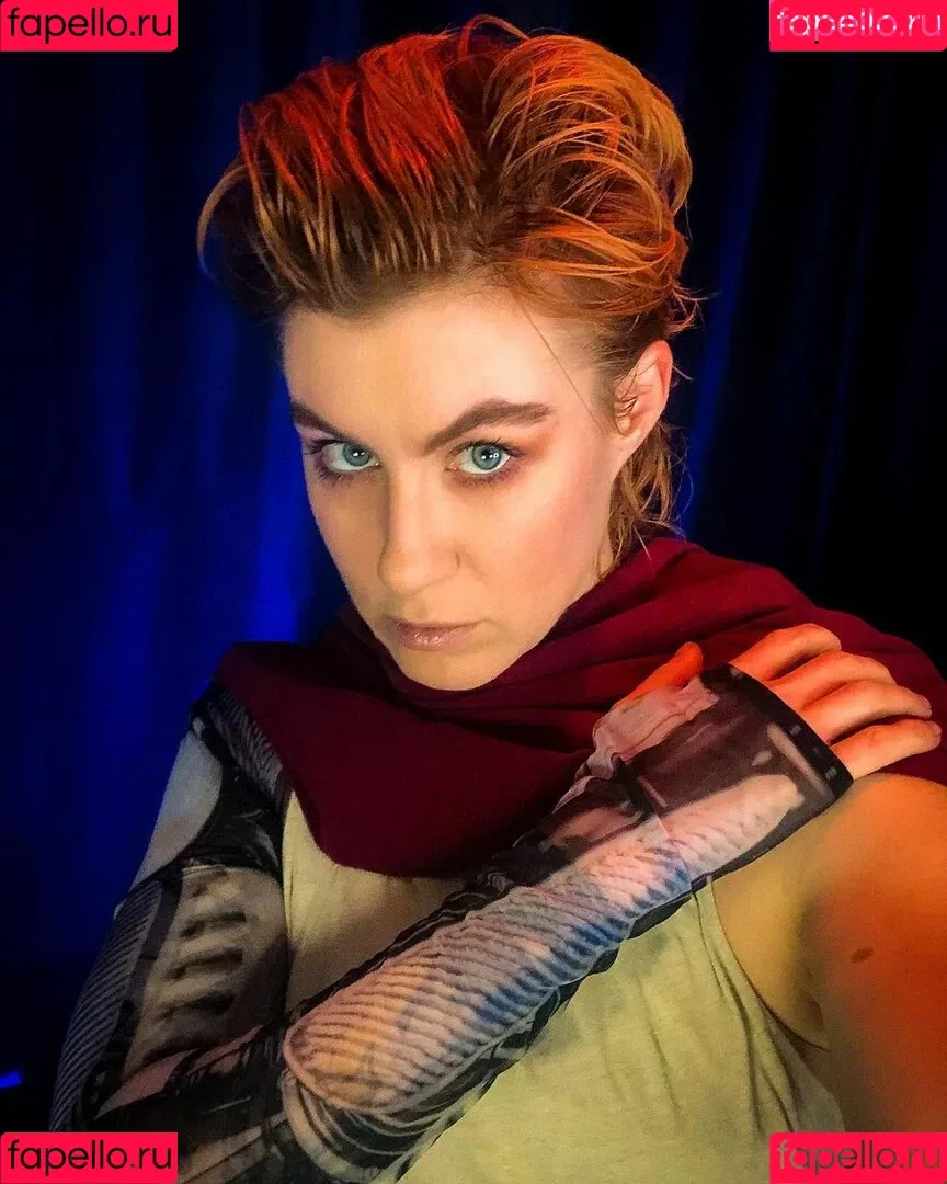 CBG19 / Comic Book Girl 19 / DanikaXIX Onlyfans Photo Gallery 