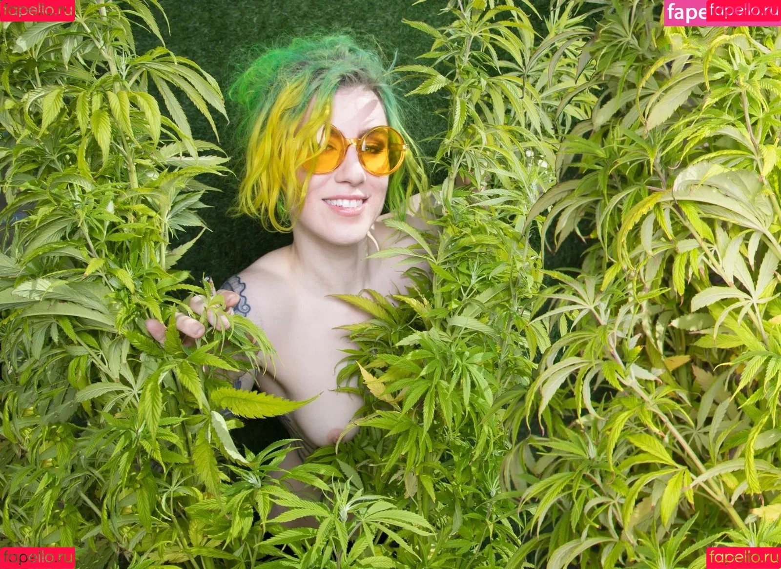 CBG19 / Comic Book Girl 19 / DanikaXIX Onlyfans Photo Gallery 