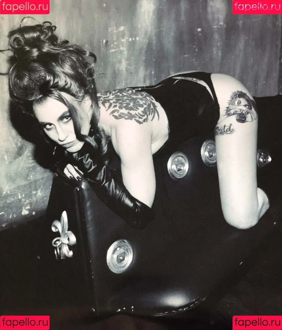 CBG19 / Comic Book Girl 19 / DanikaXIX Onlyfans Photo Gallery 