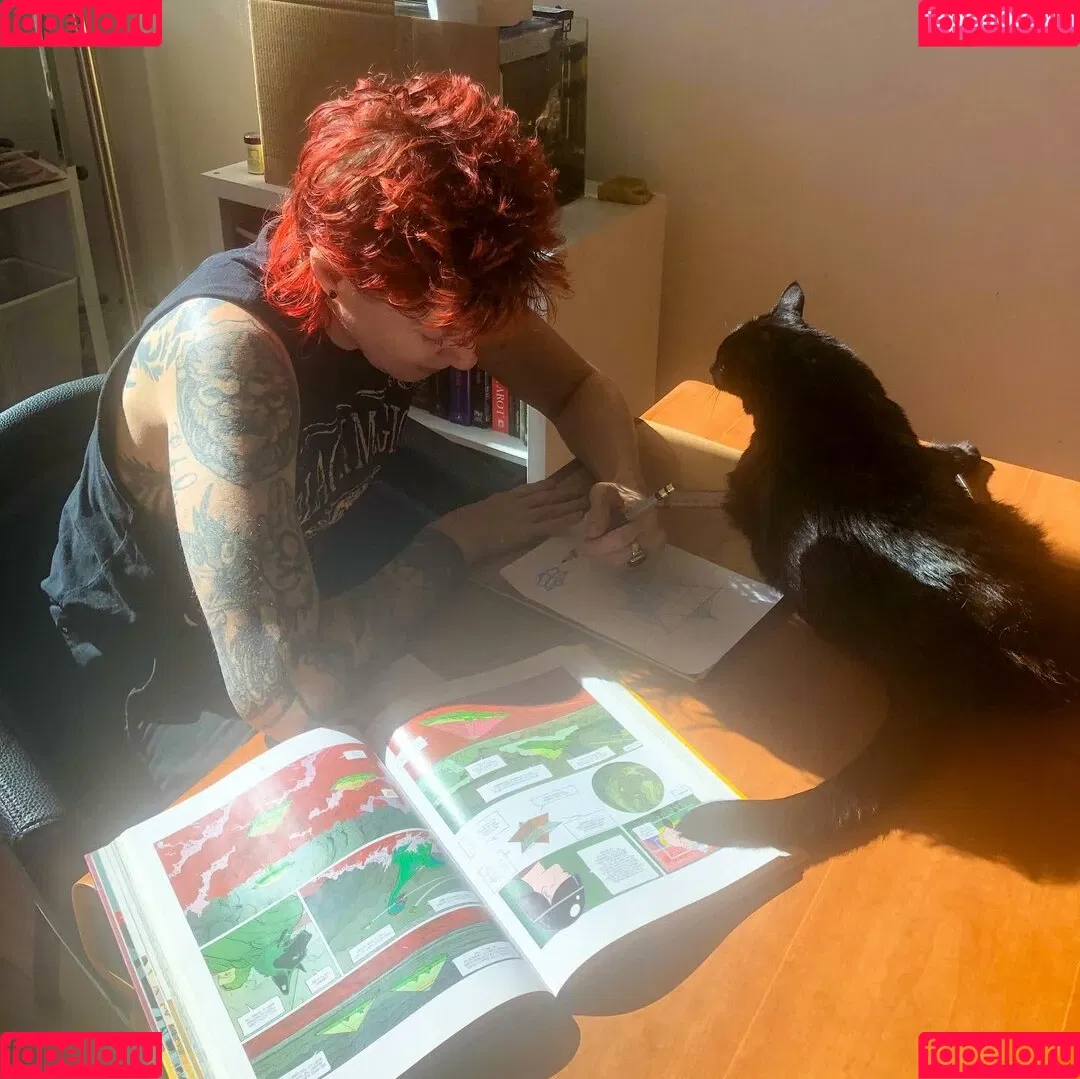 CBG19 / Comic Book Girl 19 / DanikaXIX Onlyfans Photo Gallery 