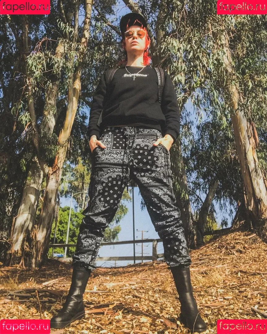 CBG19 / Comic Book Girl 19 / DanikaXIX Onlyfans Photo Gallery 