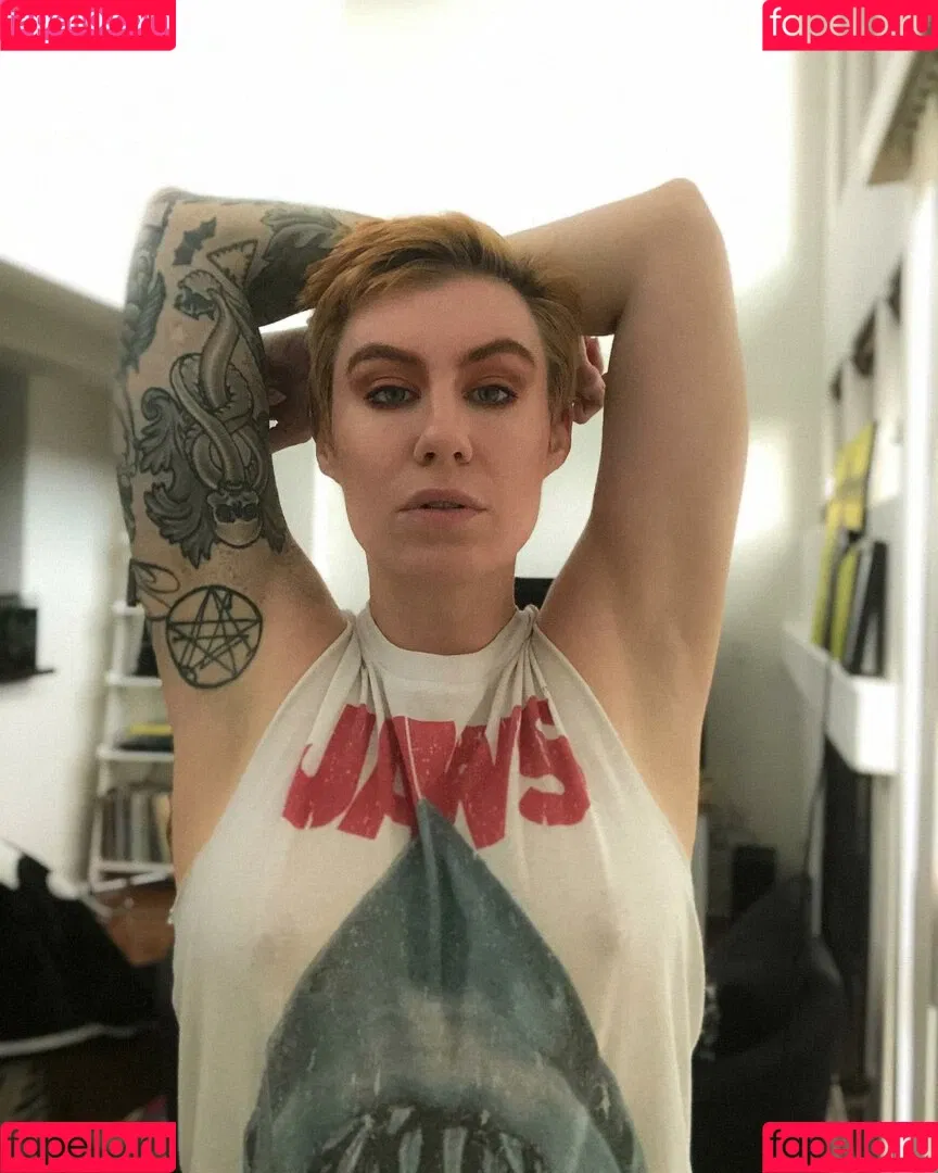 CBG19 / Comic Book Girl 19 / DanikaXIX Onlyfans Photo Gallery 