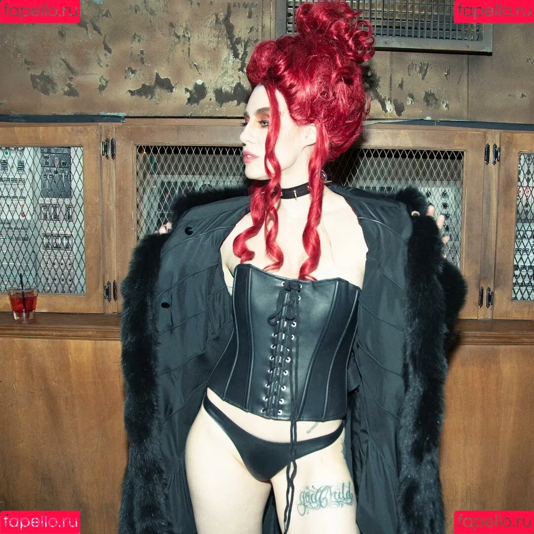 CBG19 / Comic Book Girl 19 / DanikaXIX Onlyfans Photo Gallery 
