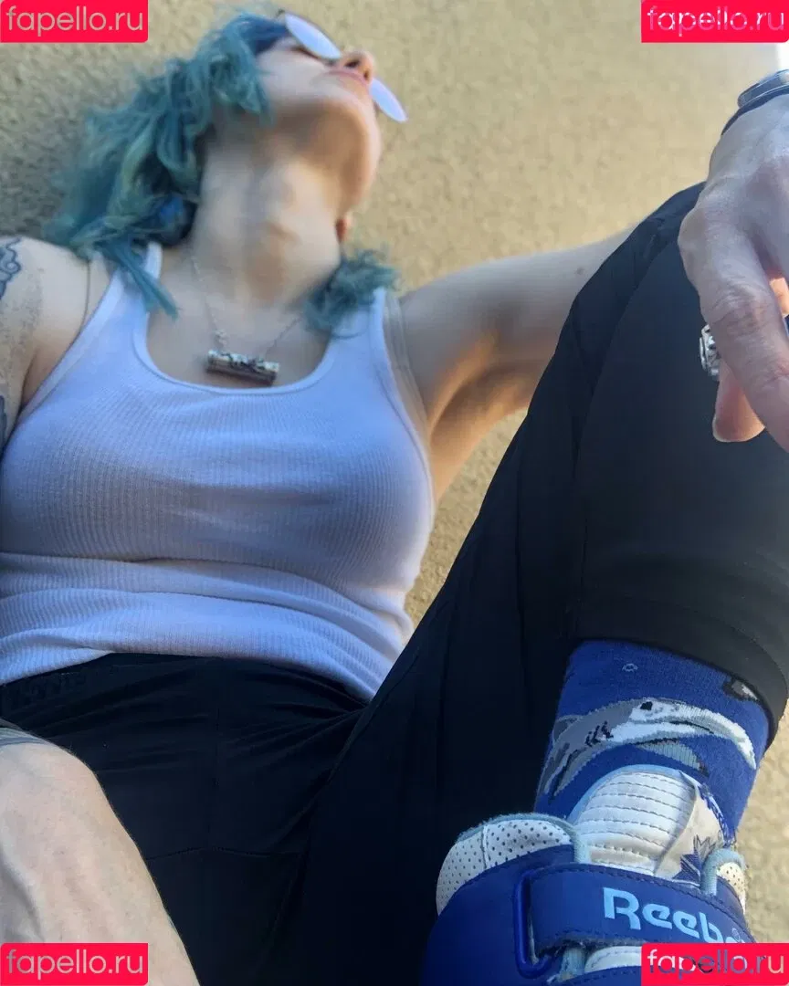 CBG19 / Comic Book Girl 19 / DanikaXIX Onlyfans Photo Gallery 