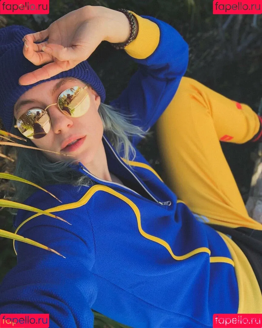 CBG19 / Comic Book Girl 19 / DanikaXIX Onlyfans Photo Gallery 