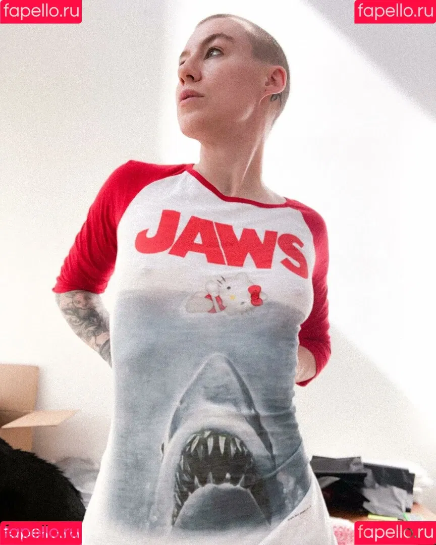 CBG19 / Comic Book Girl 19 / DanikaXIX Onlyfans Photo Gallery 
