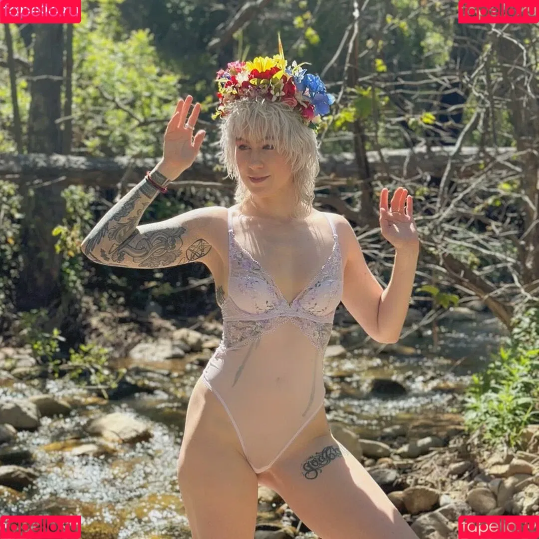 CBG19 / Comic Book Girl 19 / DanikaXIX Onlyfans Photo Gallery 