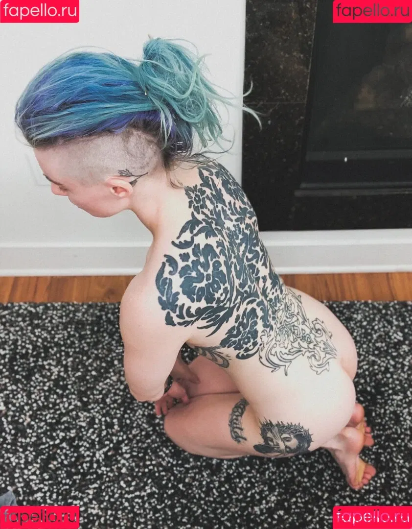 CBG19 / Comic Book Girl 19 / DanikaXIX Onlyfans Photo Gallery 