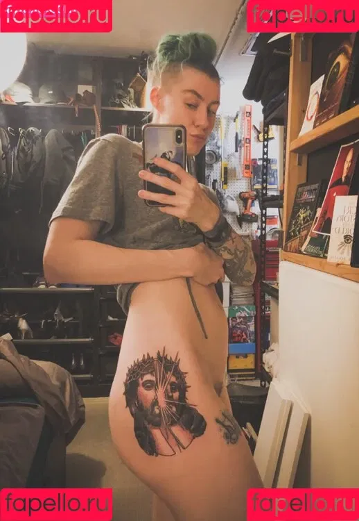 CBG19 / Comic Book Girl 19 / DanikaXIX Onlyfans Photo Gallery 