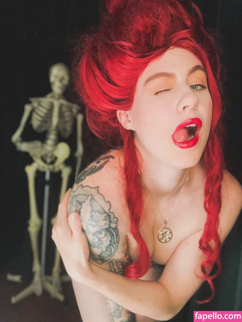 CBG19 / Comic Book Girl 19 / DanikaXIX Onlyfans Photo Gallery 