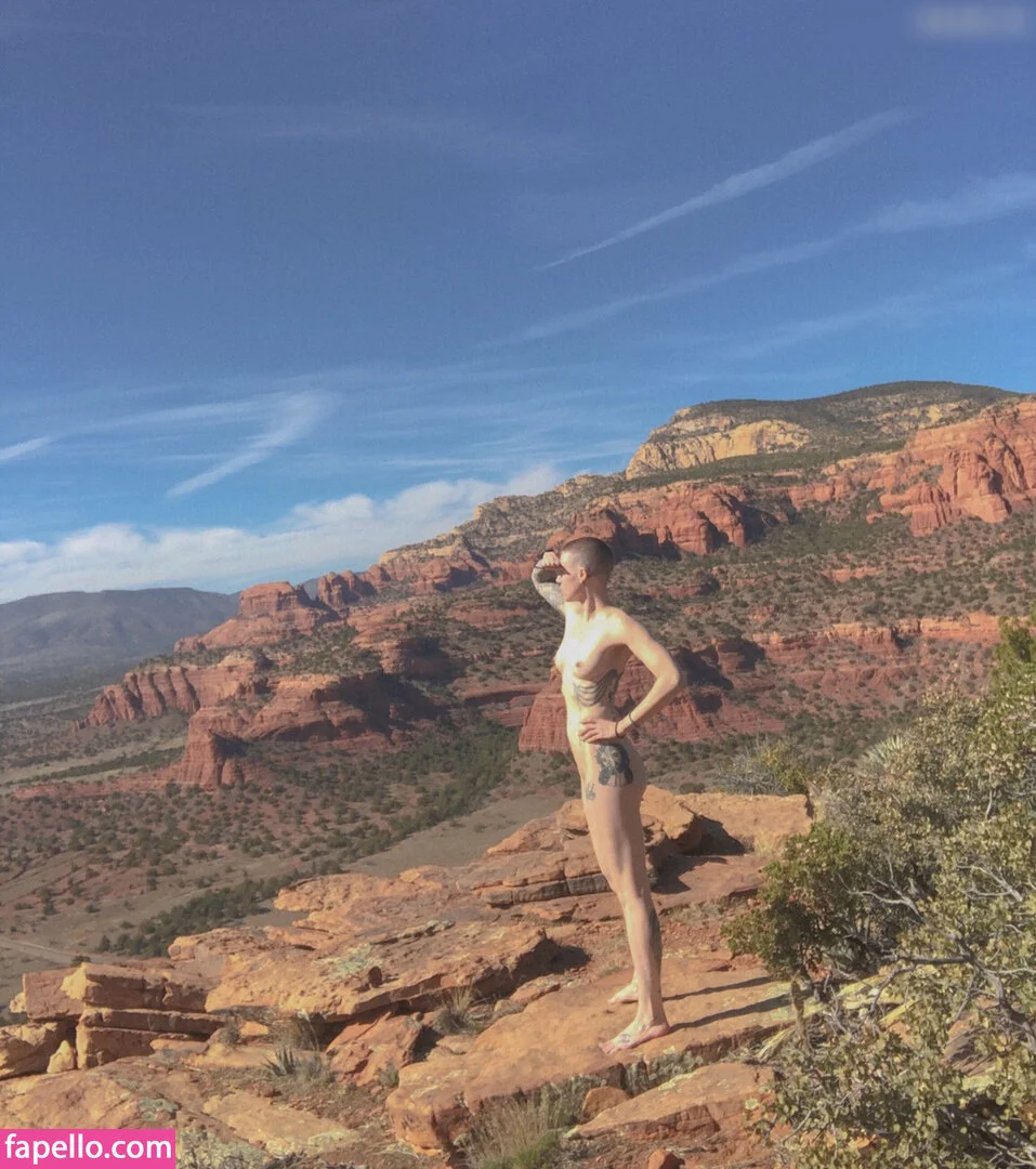 CBG19 / Comic Book Girl 19 / DanikaXIX Onlyfans Photo Gallery 