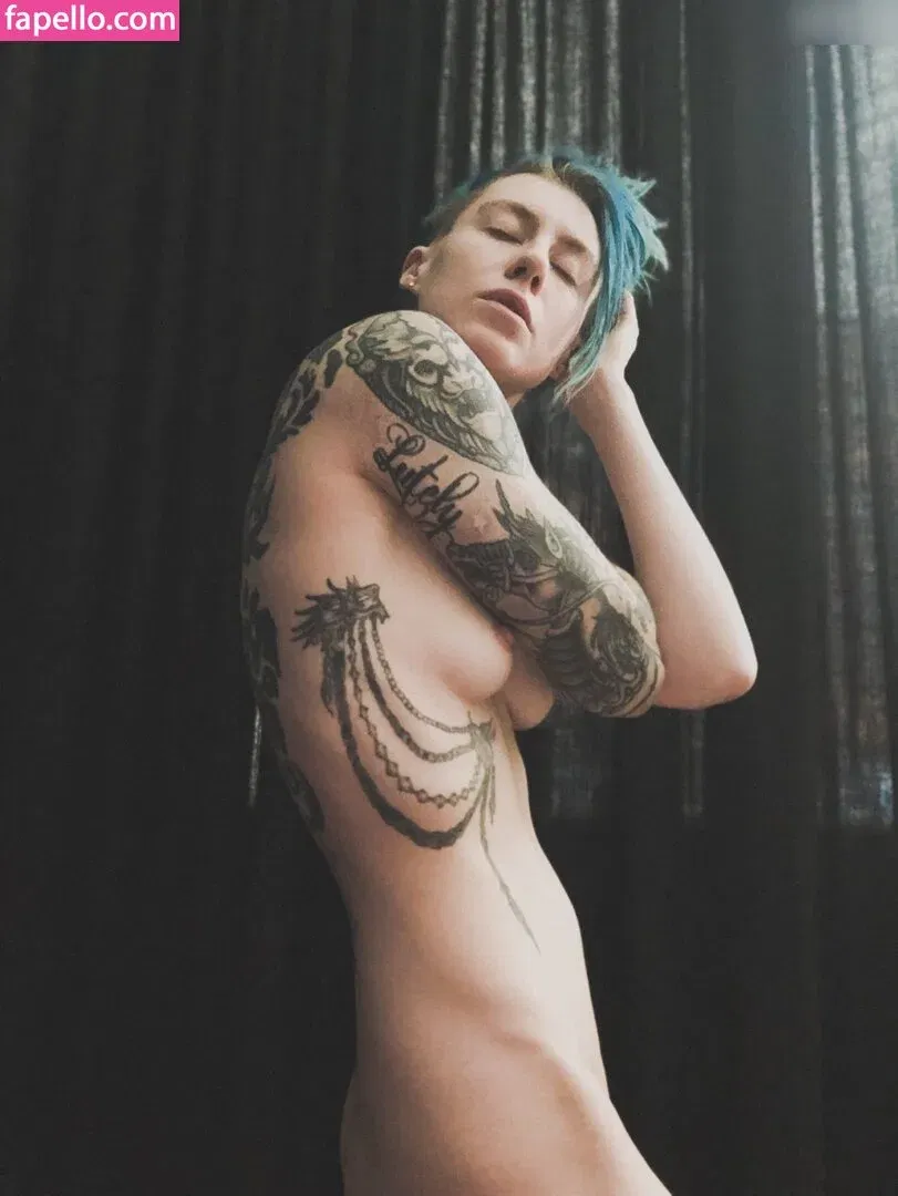 CBG19 / Comic Book Girl 19 / DanikaXIX Onlyfans Photo Gallery 