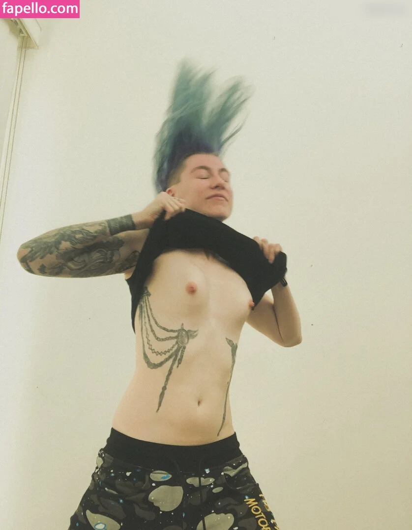 CBG19 / Comic Book Girl 19 / DanikaXIX Onlyfans Photo Gallery 