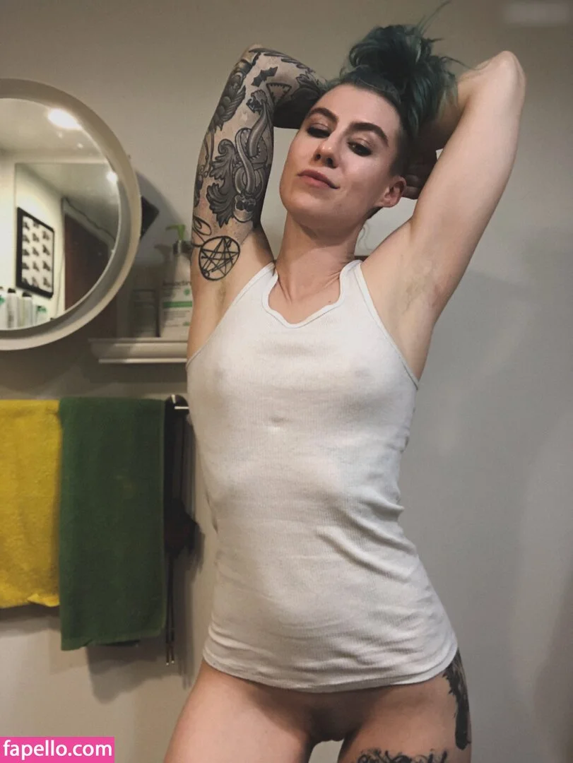 CBG19 / Comic Book Girl 19 / DanikaXIX Onlyfans Photo Gallery 