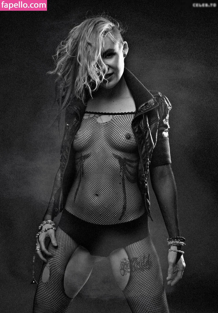 CBG19 / Comic Book Girl 19 / DanikaXIX Onlyfans Photo Gallery 