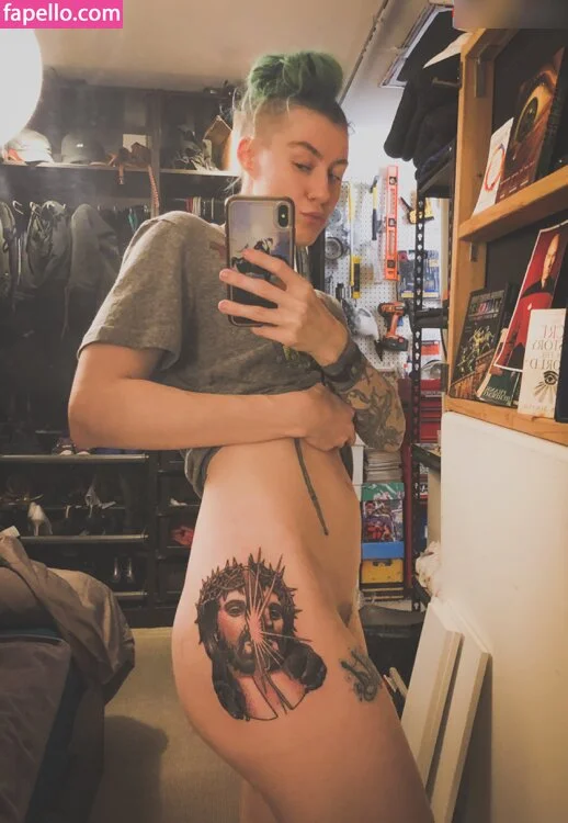 CBG19 / Comic Book Girl 19 / DanikaXIX Onlyfans Photo Gallery 