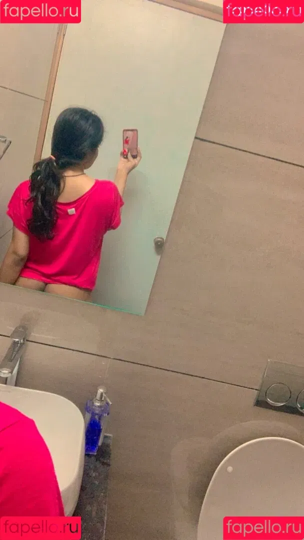 Desi Aurora / desi_auroraa / desiaurora / https: Onlyfans Photo Gallery 