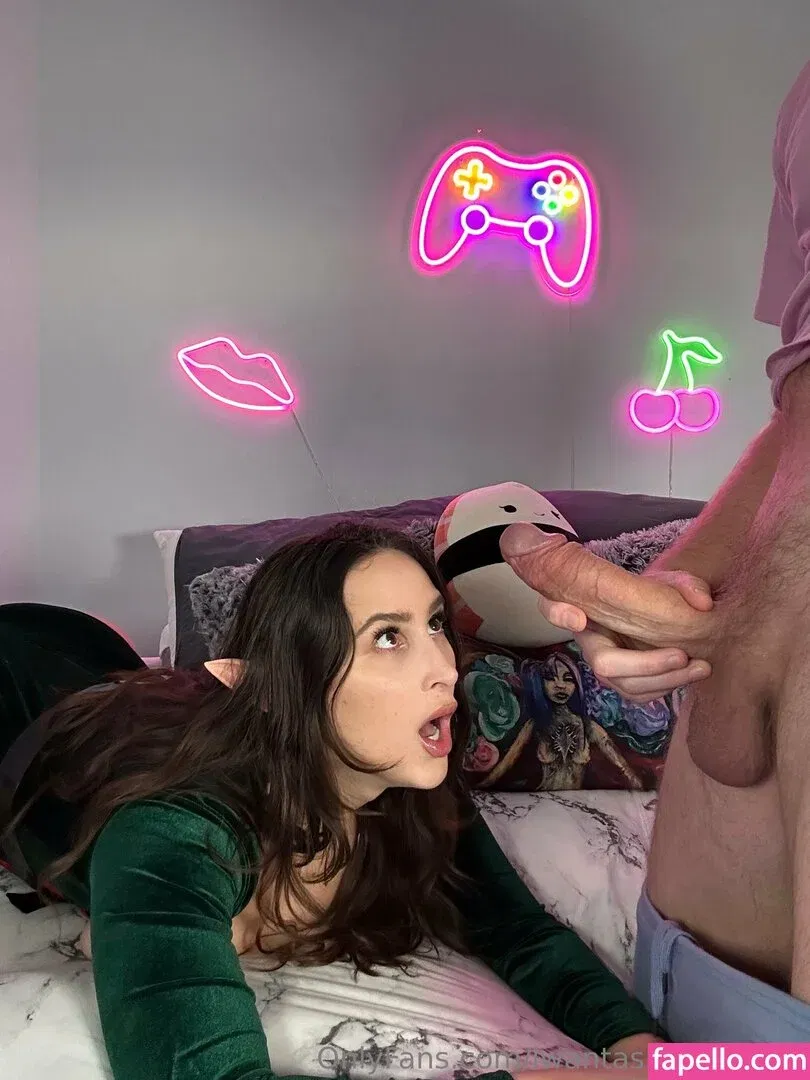 ashleyashwey / iwantashleyadams Onlyfans Photo Gallery 