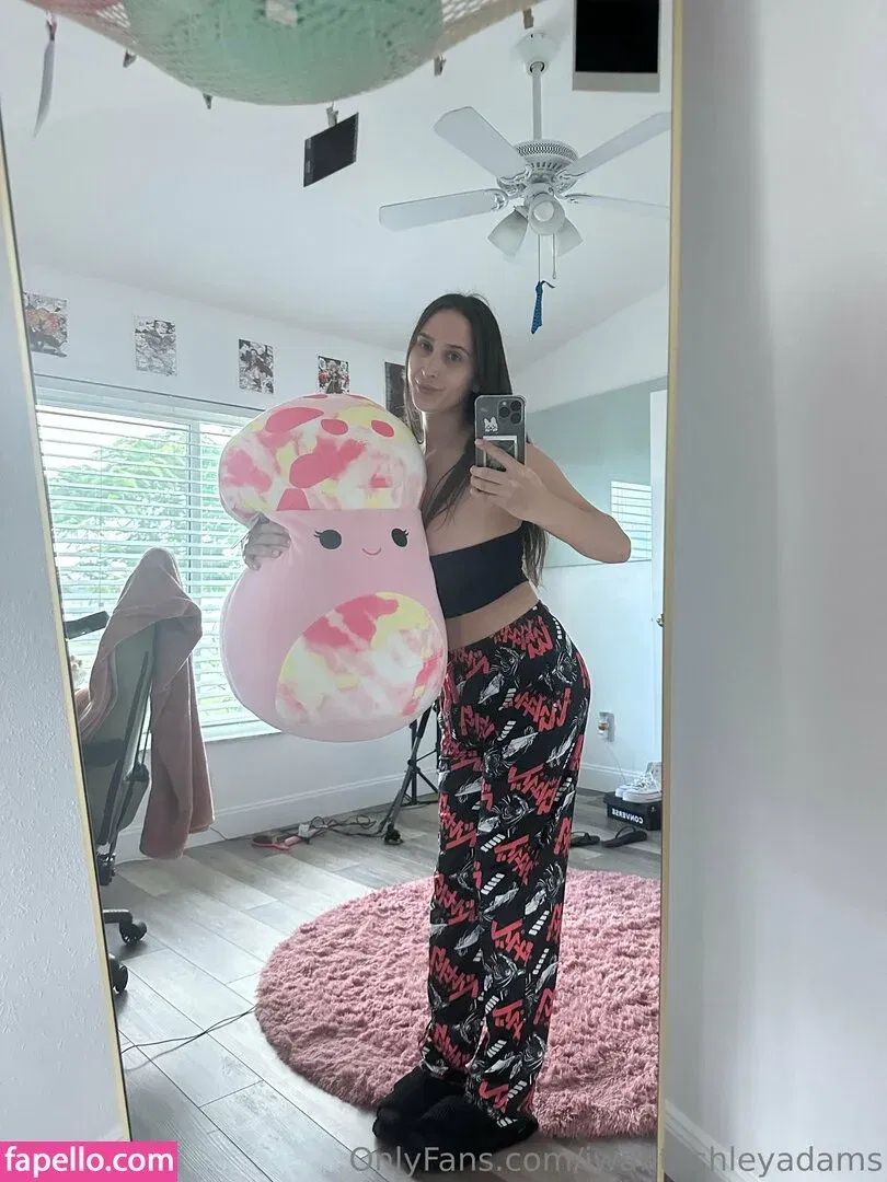 ashleyashwey / iwantashleyadams Onlyfans Photo Gallery 