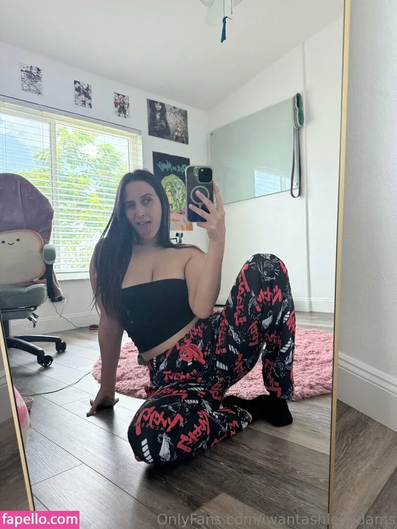 ashleyashwey / iwantashleyadams Onlyfans Photo Gallery 