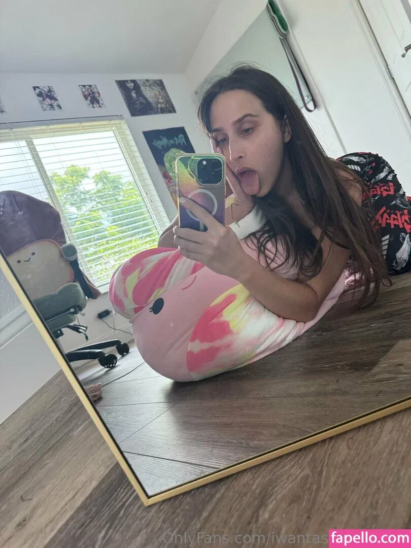 ashleyashwey / iwantashleyadams Onlyfans Photo Gallery 