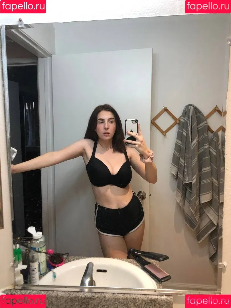 Megan Bitchell / MeganBitchell / lucyskyes / megan.bitchell / megbitchell Onlyfans Photo Gallery 